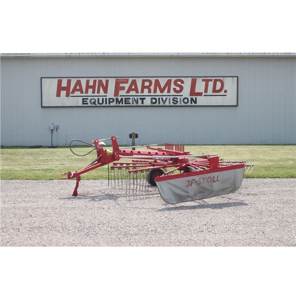 Stoll R420 AF-Hydro trail type rotary rake, high transport