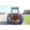 Image 6 : IH 784 2wd tractor, cab, 3pth, 18.4x30, 1299 hours showing, 1 remote, one owner