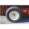 Image 15 : Hesston S 220 single axle manure spreader, end gate, top beater, one owner