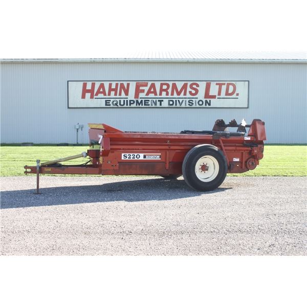 Hesston S 220 single axle manure spreader, end gate, top beater, one owner