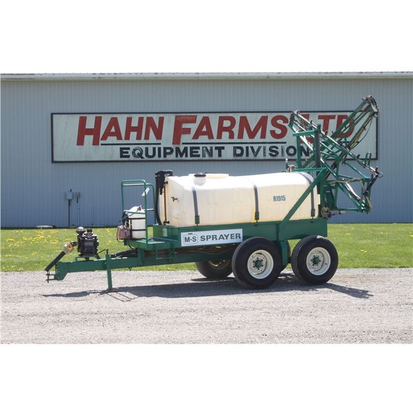 M & S R1915 tandem axle trail sprayer, electric controls, one owner
