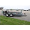 Image 5 : New Idea 3632 tandem axle manure spreader, hydraulic end gate, poly floor, top beater