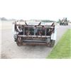 Image 7 : New Idea 3632 tandem axle manure spreader, hydraulic end gate, poly floor, top beater