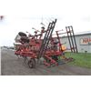 Image 2 : CIH 4800, 26' cultivator, harrow, walking tandem axles, local trade