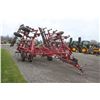Image 6 : CIH 4800, 26' cultivator, harrow, walking tandem axles, local trade