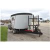 Image 4 : Penta 4100 single axle mixer wagon, single verticle screw, scales, stainless unloading chute, good c