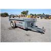 Image 4 : New Idea 362 single axle manure spreader, top beater