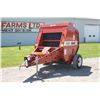 Image 2 : Hesston 540 4x4 round baler, electric tie, ramp, one owner