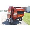 Image 8 : Hesston 540 4x4 round baler, electric tie, ramp, one owner