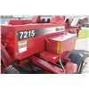 Image 9 : New Idea 7215 small square baler, thrower, one owner