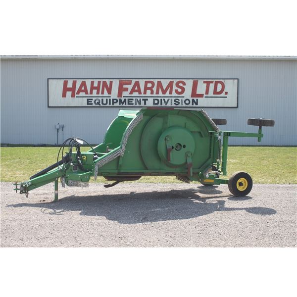 JD E12 -12' bat wing mower, light package, demo unit