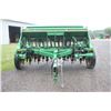 Image 3 : Great Plains 1006NT 10' no till drill, 7.5" spacing, grass box, weight brackets, 2790 acres