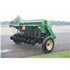Image 6 : Great Plains 1006NT 10' no till drill, 7.5" spacing, grass box, weight brackets, 2790 acres