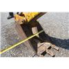 Image 11 : IH 3082 Series A, 3pth backhoe, 12" bucket, used very little, Local Municipal Unit