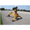 Image 4 : IH 3082 Series A, 3pth backhoe, 12" bucket, used very little, Local Municipal Unit