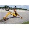 Image 6 : IH 3082 Series A, 3pth backhoe, 12" bucket, used very little, Local Municipal Unit