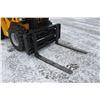 Image 14 : Loadlifter Laborder 4x4 8000 lb forklift, low profile mast, cab, air, Local Municipal Unit