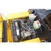 Image 22 : Loadlifter Laborder 4x4 8000 lb forklift, low profile mast, cab, air, Local Municipal Unit