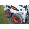 Image 15 : Bobcat A 770 skidsteer, cab, air, 2 Speed, hydraulic coupler, All wheel steer, 2,700 hours