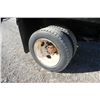 Image 11 : Chevy C4500 Duramax 2wd diesel truck, 12' box with rolling tarp, Ultron power tailgate, 90,000 KM, L