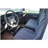 Image 18 : Chevy C4500 Duramax 2wd diesel truck, 12' box with rolling tarp, Ultron power tailgate, 90,000 KM, L