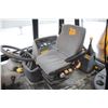 Image 21 : JCB 214 Series 3 Sitemaster , 4wd backhoe, cab, 4 and 1 bucket, flipover forks, 19.5x24, E-hoe, 4297