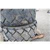 Image 5 : Bobcat Set of 2- 12x16.5 tires and rims to fit Bobcat skidsteer