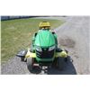 Image 3 : JD X390 lawnmower, 54" deck, hydraulic lift, 19 hours, 2019 Model