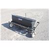 Image 4 : Agrifab lawn fertilizer, overseeder