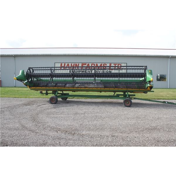 JD 925F 25' flexhead, full finger auger, contour, multi point hook up, good poly bottom, 3" knife, l