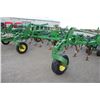 Image 10 : JD 2210 41' cultivator, castor gauge wheels, 3 bar spike rolling basket combo harrow, rear hitch and