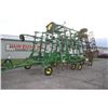 Image 12 : JD 2210 41' cultivator, castor gauge wheels, 3 bar spike rolling basket combo harrow, rear hitch and