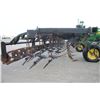 Image 6 : JD 2210 41' cultivator, castor gauge wheels, 3 bar spike rolling basket combo harrow, rear hitch and