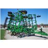 Image 3 : JD 2210 45' cultivator, Coil tine harrow, JD rear hitch, JD knock on sweeps, 2016 Model. Used on Hah