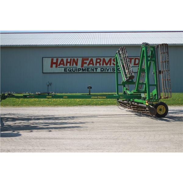 JD 200 45', hydraulic folding, 5 section crumbler