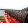 Image 12 : Kuhn 46' hydraulic folding packer, ductile wheels, scrapers, very nice