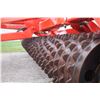 Image 9 : Kuhn 46' hydraulic folding packer, ductile wheels, scrapers, very nice