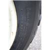 Image 10 : Kilbros 1400 grain cart, 30.5x32 tires, 1000 pto, local trade