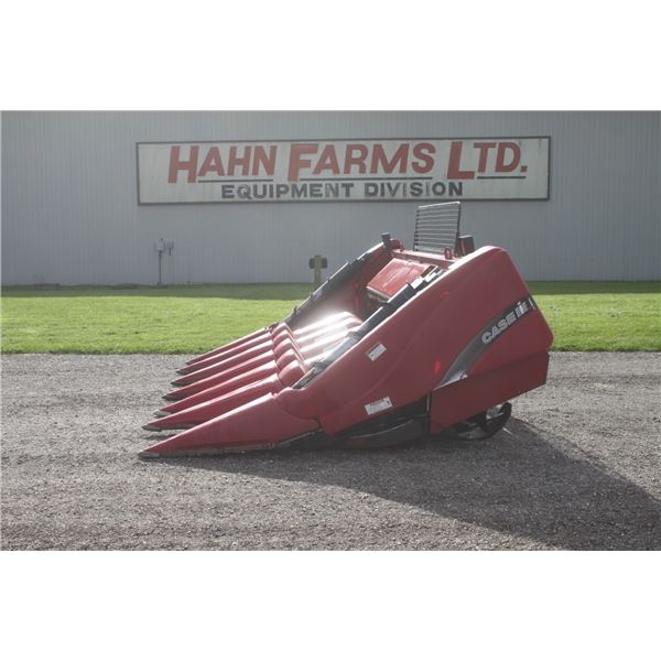 CIH 2606 6 row corn head, less chopping kit, 2011 Model