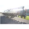 Image 7 : Kinze 3600 16/31 interplant, notill planter, KPM II monitor, finger pickup, corn meters, soybean pla