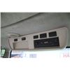 Image 21 : JD 8245R 4wd tractor, cab, air, Eco powershift, 520/85R42, 4 remotes, quick hitch, 12 front weights,