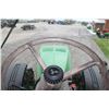 Image 22 : JD 8245R 4wd tractor, cab, air, Eco powershift, 520/85R42, 4 remotes, quick hitch, 12 front weights,