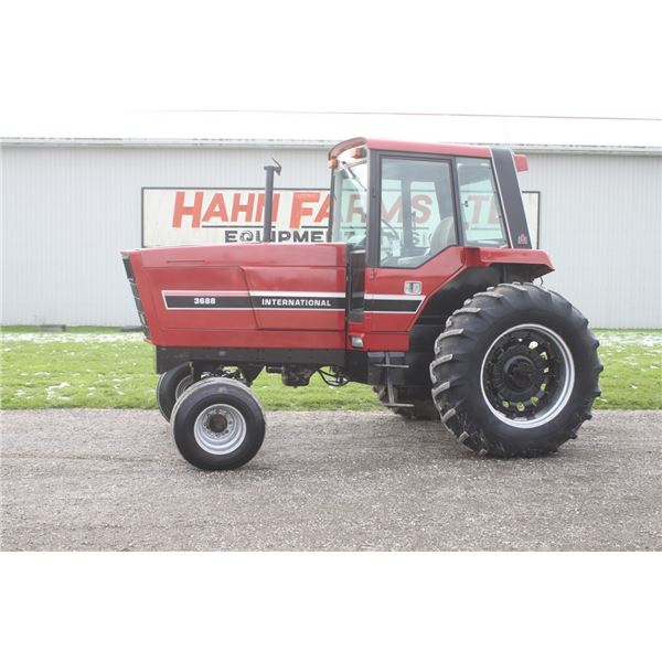 IH 3688 2wd tractor, cab, air, 18.4x34, good TA, 2 remotes, local consignment, showing 1099 hours, a