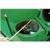 Image 15 : Brent 1082 grain cart, 35.5x32 diamond tread tires, hydraulic deflector, Green, very nice