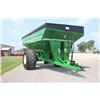 Image 4 : Brent 1082 grain cart, 35.5x32 diamond tread tires, hydraulic deflector, Green, very nice
