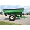 Image 5 : Brent 1082 grain cart, 35.5x32 diamond tread tires, hydraulic deflector, Green, very nice