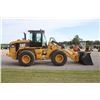 Image 5 : Caterpillar 930G highlift 4wd wheel loader, cab, air, ride control. Mellenium 5 scale, Loadrite prin