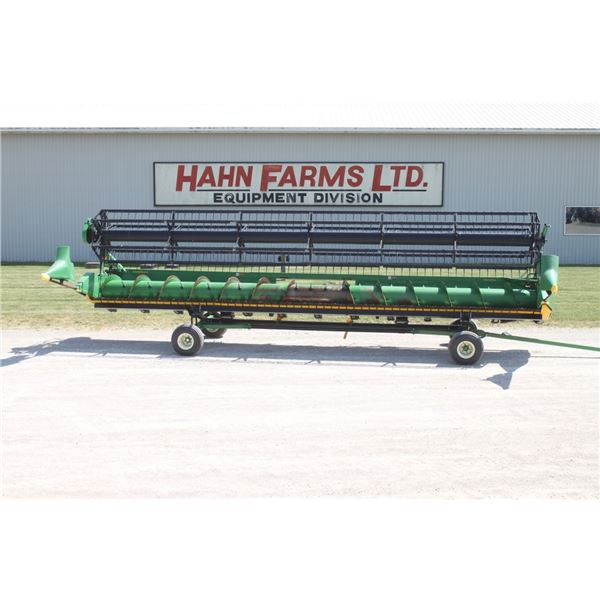 JD 630F 30' HydraFlex head, low dam, fine cut knife