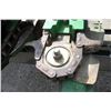 Image 16 : JD 606C 6 row corn head, opposing knife rolls, hyd deck, single point hook up, low acres