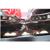 Image 12 : CIH 2208 8 row corn head, flagship single point hookup, knife rolls, hydraulic deck plates, local tr